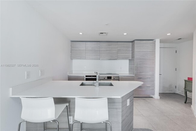 Building Photo - 1300 S Miami Ave