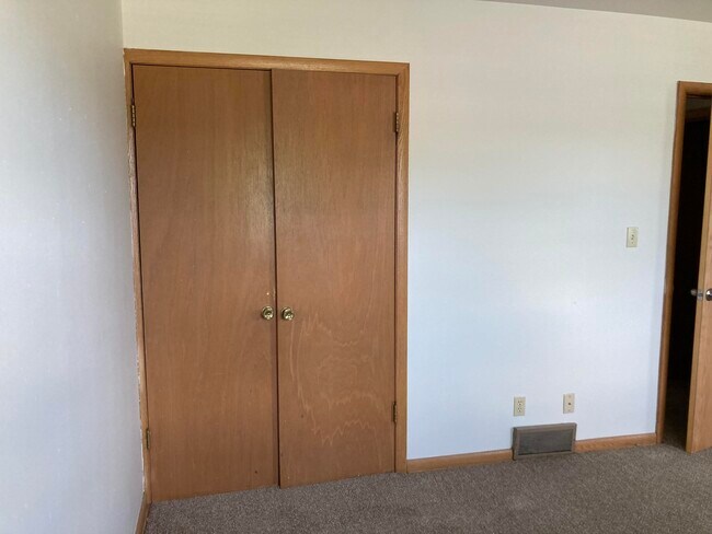 Building Photo - 3856 S 83rd St