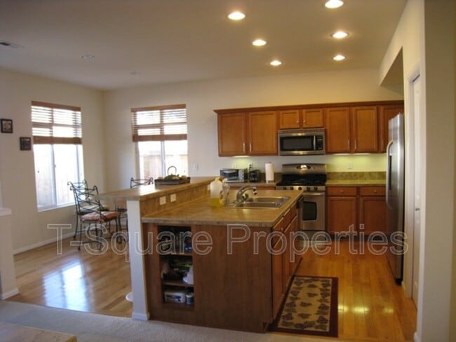 Building Photo - 4023 134th Pl SE