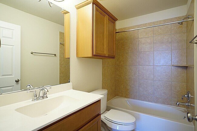 Building Photo - 17923 Alora Springs Trace