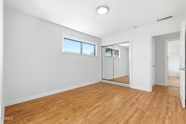 Building Photo - 1380 Rexford Ave