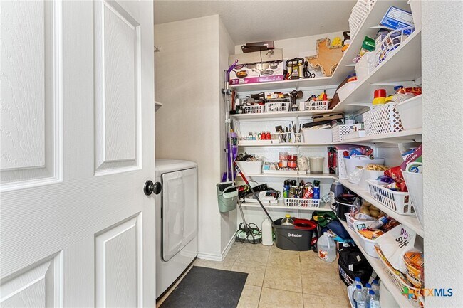 Building Photo - 5620 Birmingham Cir