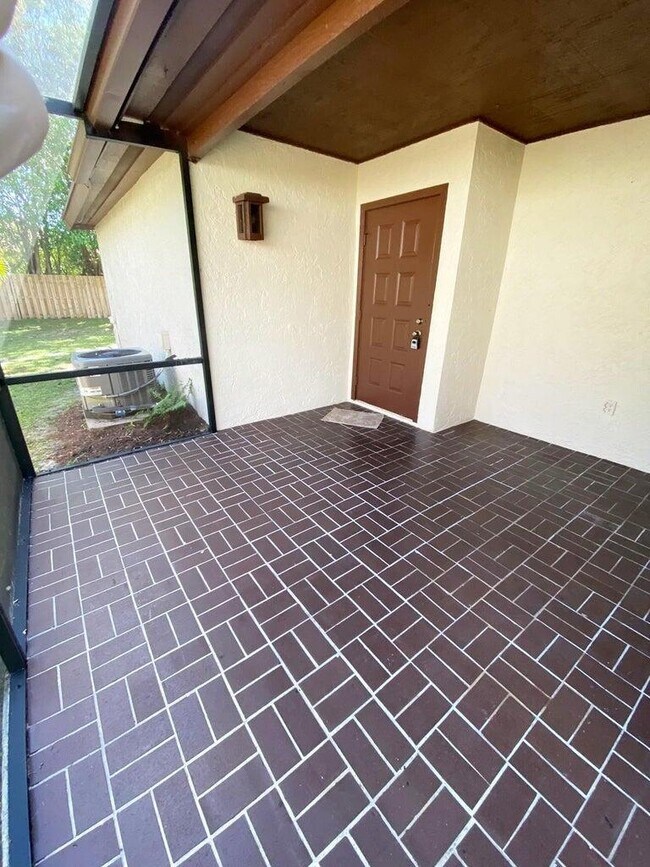 Building Photo - 4477 NW 3rd Dr