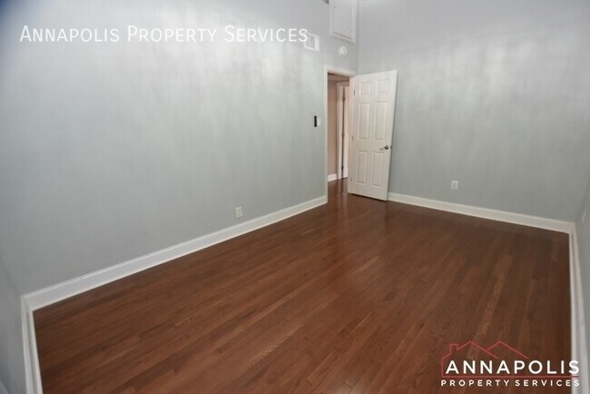 Building Photo - 1195A Bayview Vista-