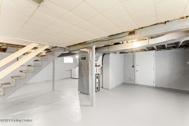 Building Photo - 2701 Delor Ave