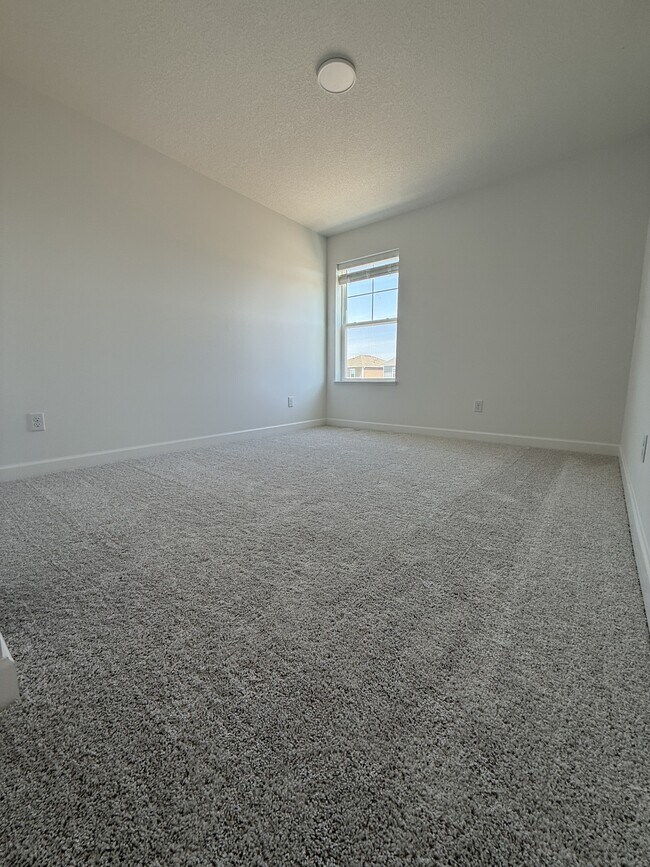 Building Photo - 1071 Anmeadle Row