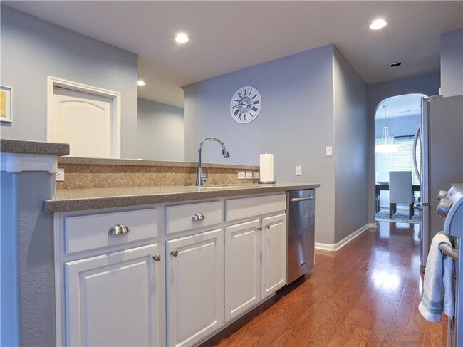 Building Photo - 10720 Sorghum Hill Cove