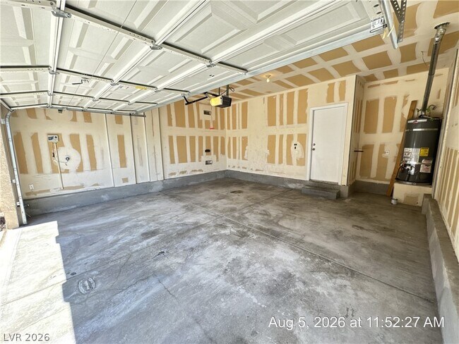 Building Photo - 711 Taliput Palm Pl