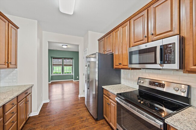 Building Photo - 9736 Springholm Dr
