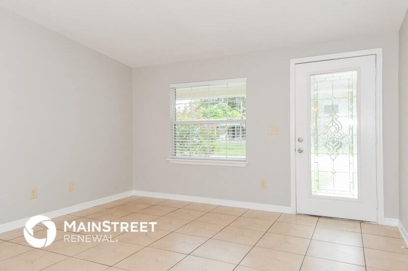 Building Photo - 2130 Liscard Rd W