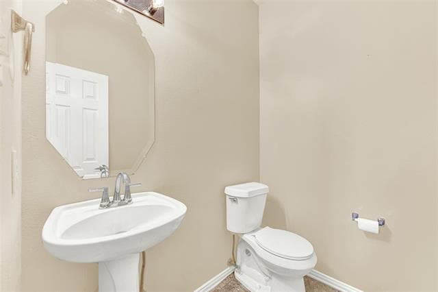 Building Photo - 4450 Sharpsburg Dr