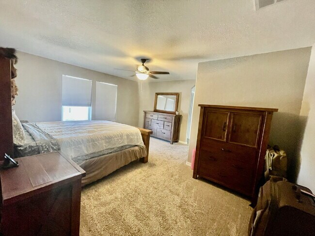 Building Photo - Charming Corner-Lot Home with Office, Fire Pit and Solar Panels on Primavera Lane, Fountain, CO!