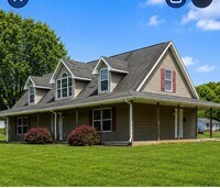 Building Photo - 19045 Stone Mountain Rd