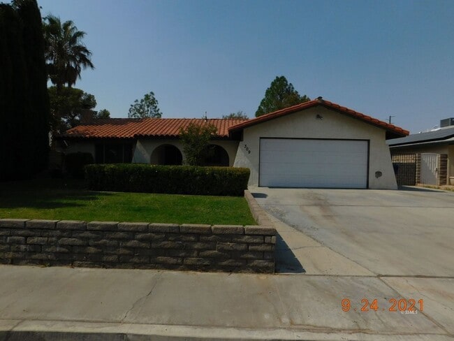 Building Photo - MOVE-IN SPECIAL: ½ OFF FIRST MONTH’S RENT!...