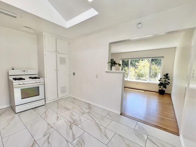 Building Photo - 604 Pennsylvania Ave