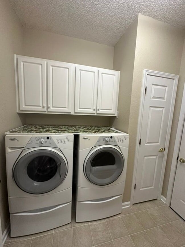 Building Photo - MOVE-IN READY!  SENIOR COMMUNITY 55+