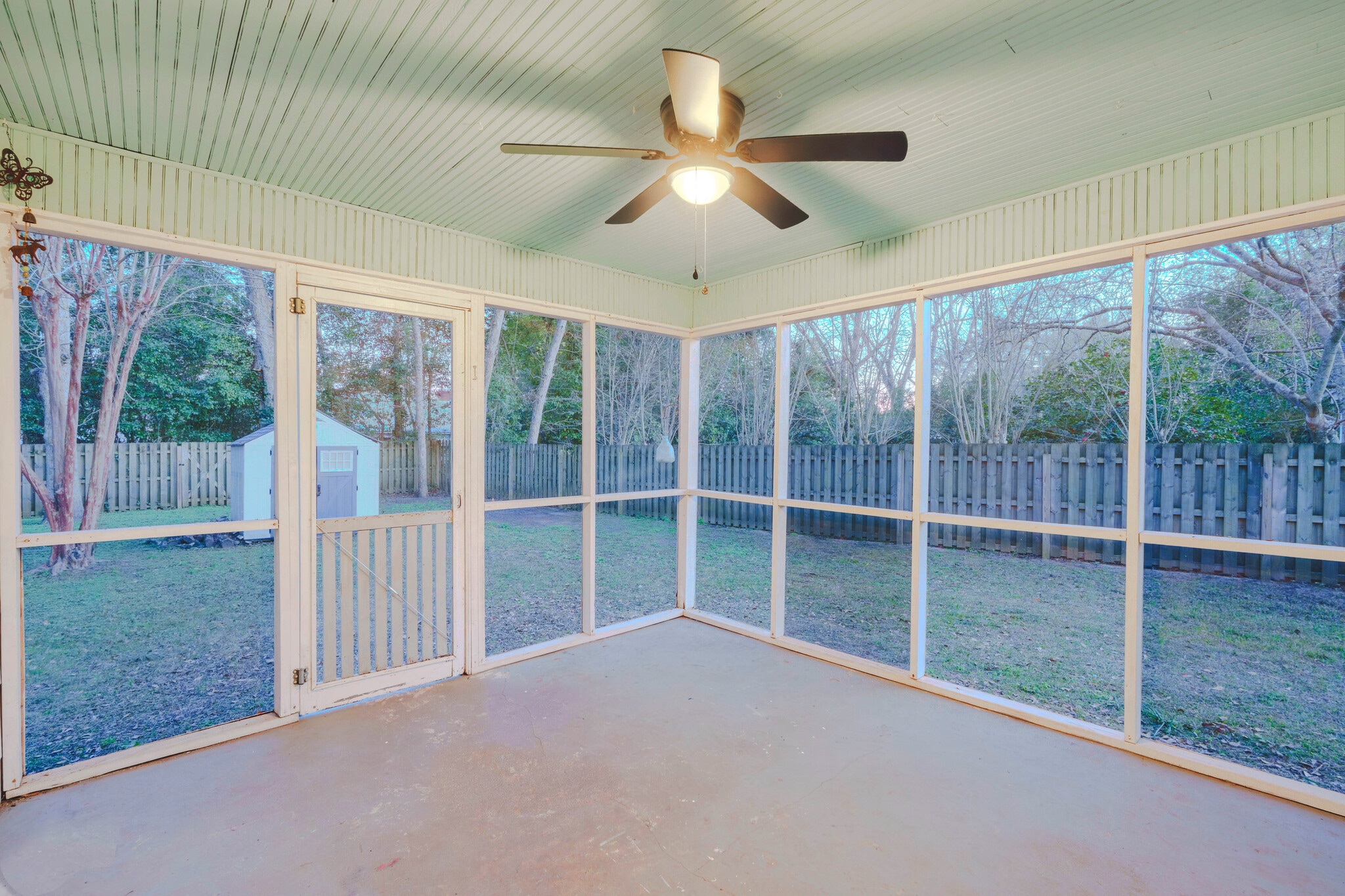 Building Photo - 104 Rosewood Dr