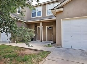 Building Photo - 7818 Kingsbury Wood