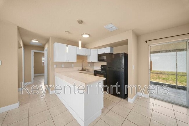 Building Photo - 13405 Pine Needle Ln