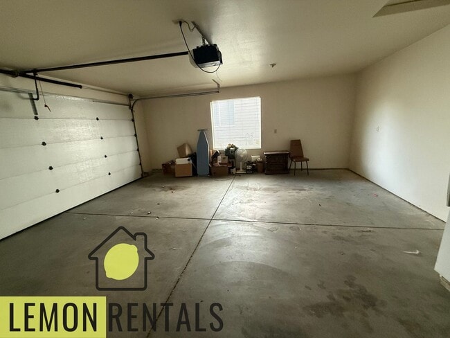 Building Photo - 3610 McLean Dr