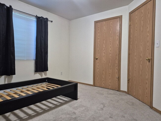 Building Photo - Cozy Yet Spacious Home For Rent!!