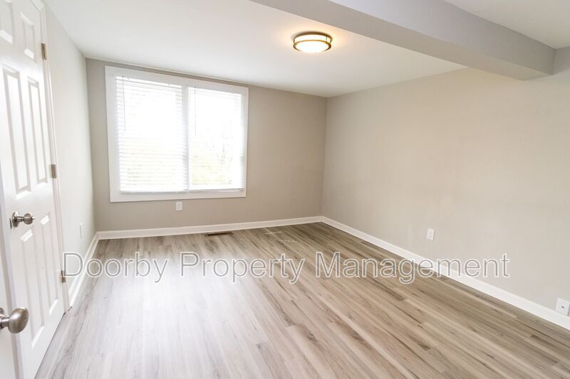 Building Photo - 612 Druid Ln