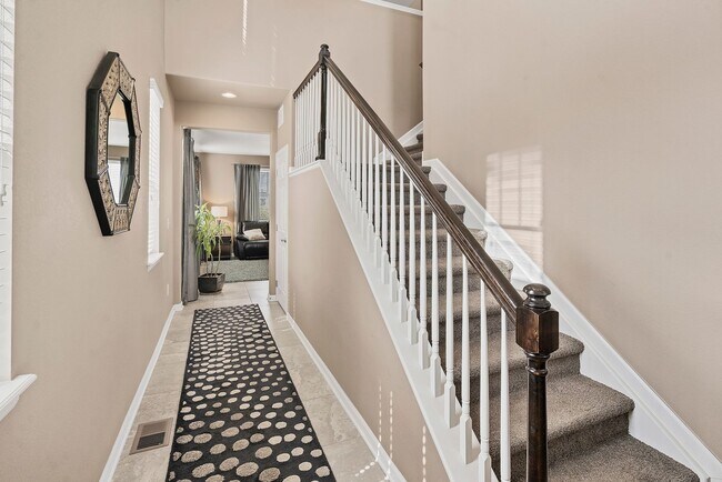 Building Photo - 3/2 Home Tucked-away, turn-key, and top-rated schools! Available for immediate move-in!