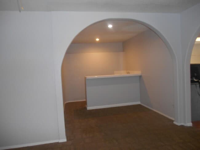 Building Photo - 232 Catalini St