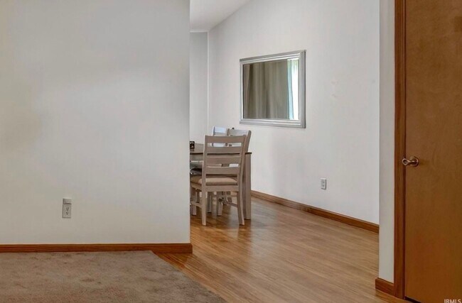 Building Photo - 1265 Virginia Ct