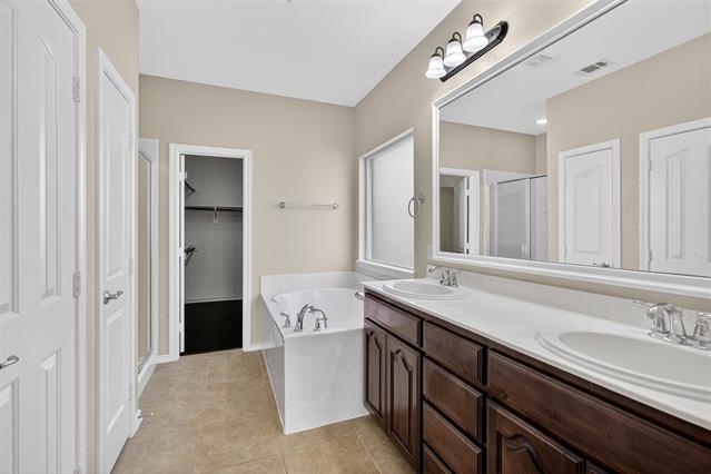 Building Photo - 4536 Fern Valley Dr