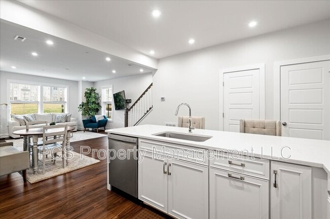 Building Photo - 2677 St Elias Dr