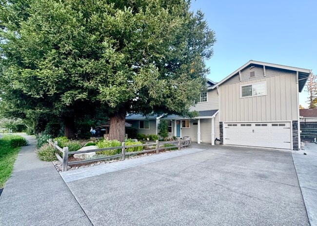Building Photo - 224 Cotati Oaks Ct W