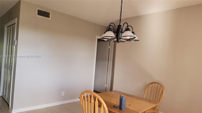 Building Photo - 4731 NW 10th Ct