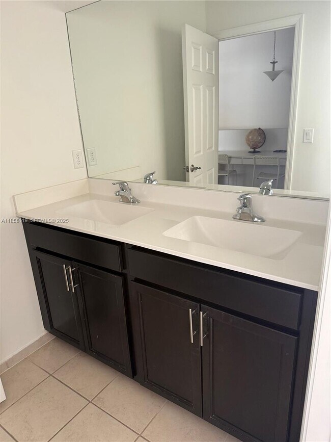 Building Photo - 3523 W 105th Pl