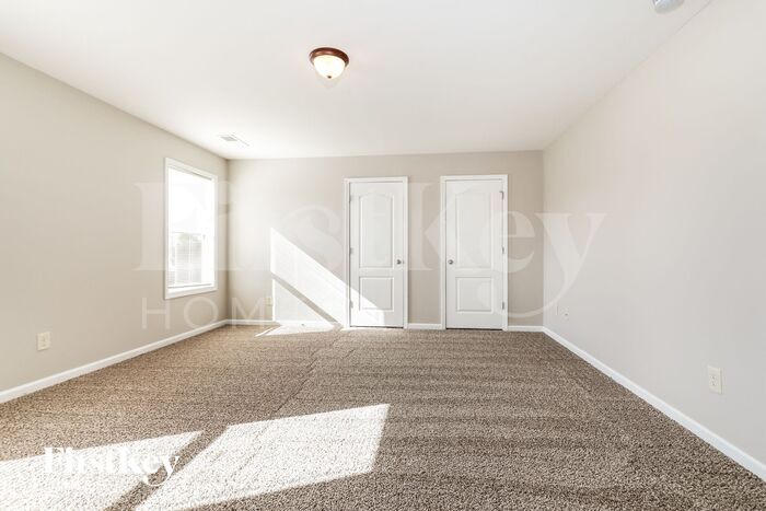 Building Photo - 4292 Suwanee Mill Dr