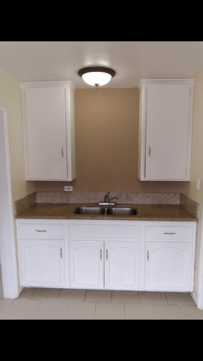 Separate Kitchen - 5807 King Ave