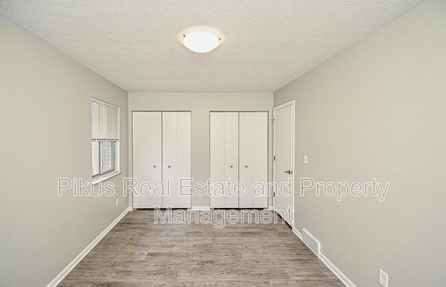 Building Photo - 593 Baldwin Rd