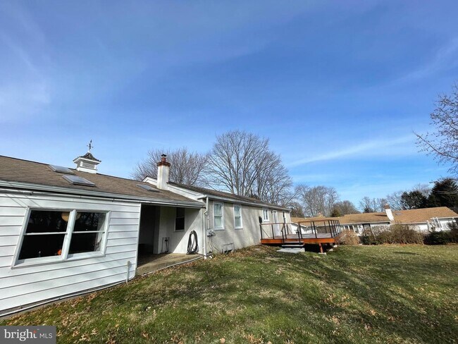 Building Photo - 1365 Davisville Rd
