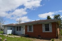 Building Photo - 16818 Coldwater Rd