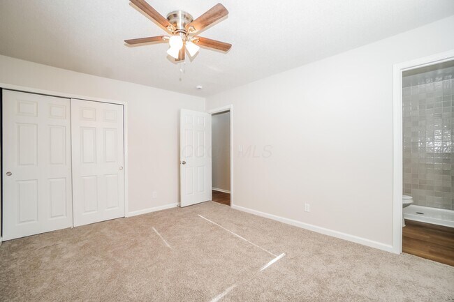 Building Photo - 5761 Ricardo Dr