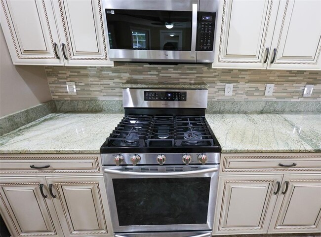 Building Photo - 2209 Belchery Ct Dr