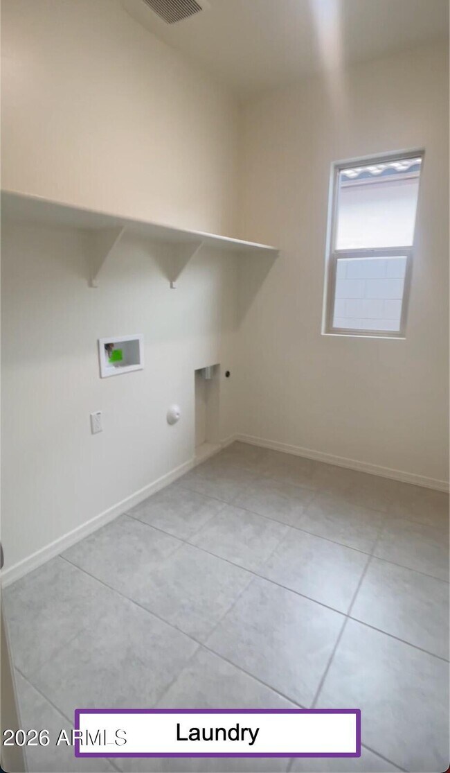 Building Photo - 16663 W Christy Dr