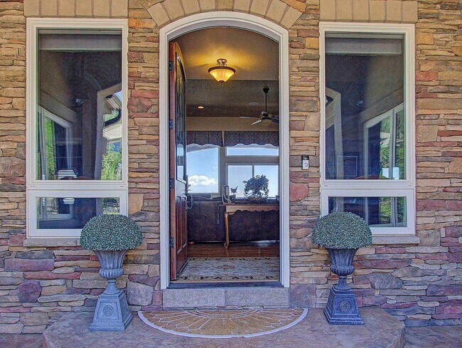 Building Photo - 7975 Ruststone Ct