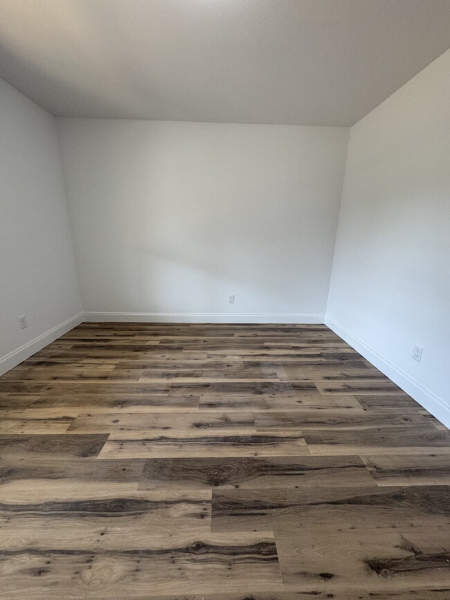Building Photo - "Charming 3-Bedroom Home in Mars Hill with...