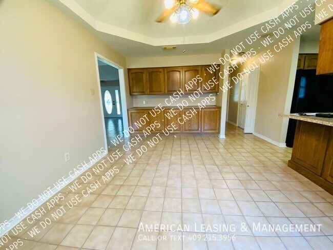 Building Photo - 20 Pinewood-