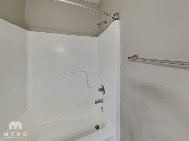 Building Photo - 3302 Summer Brooke Ln