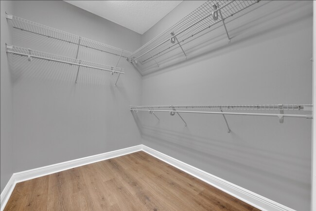 Building Photo - 472 Prairie Field Dr