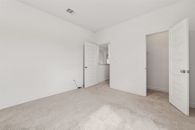 Building Photo - 12719 Hydeland Dr