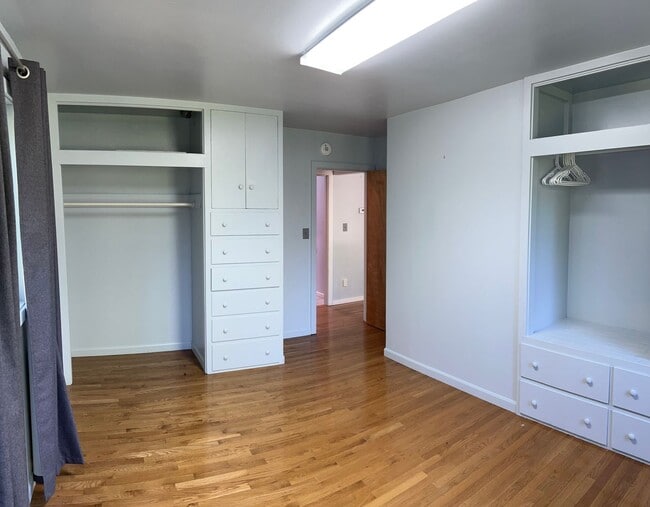 Building Photo - 12333 End St