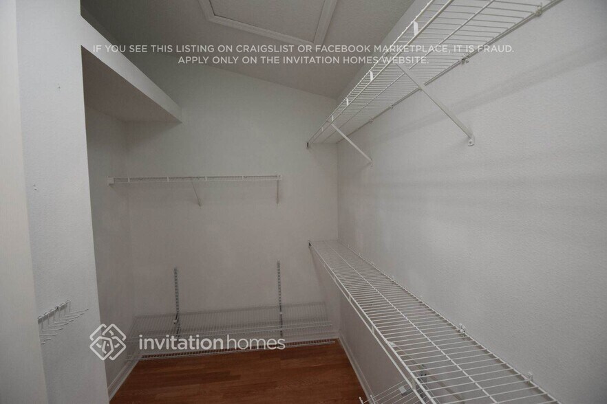 Building Photo - 11286 Beebalm Cir